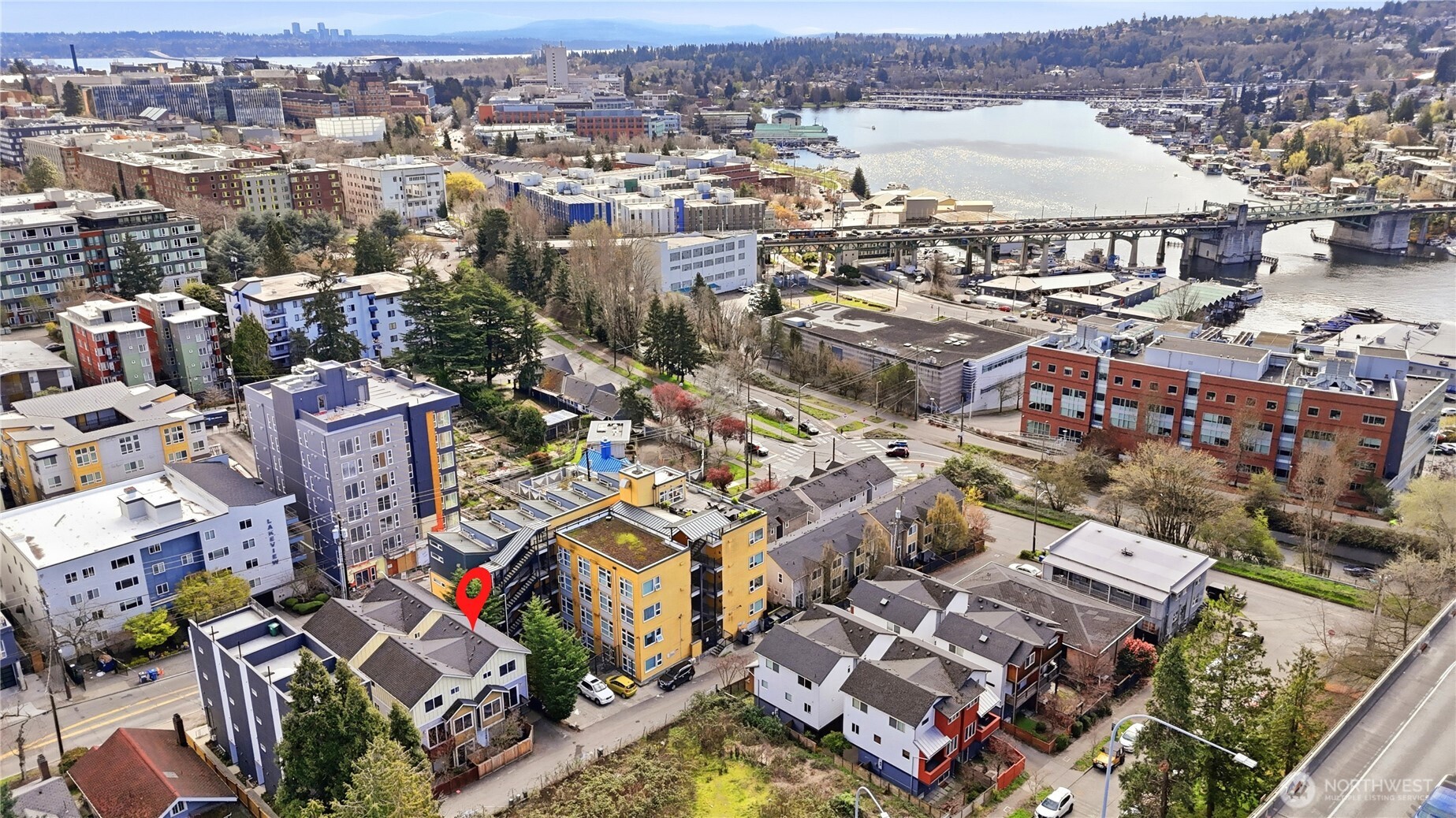 4037 7th Avenue NE Unit: A