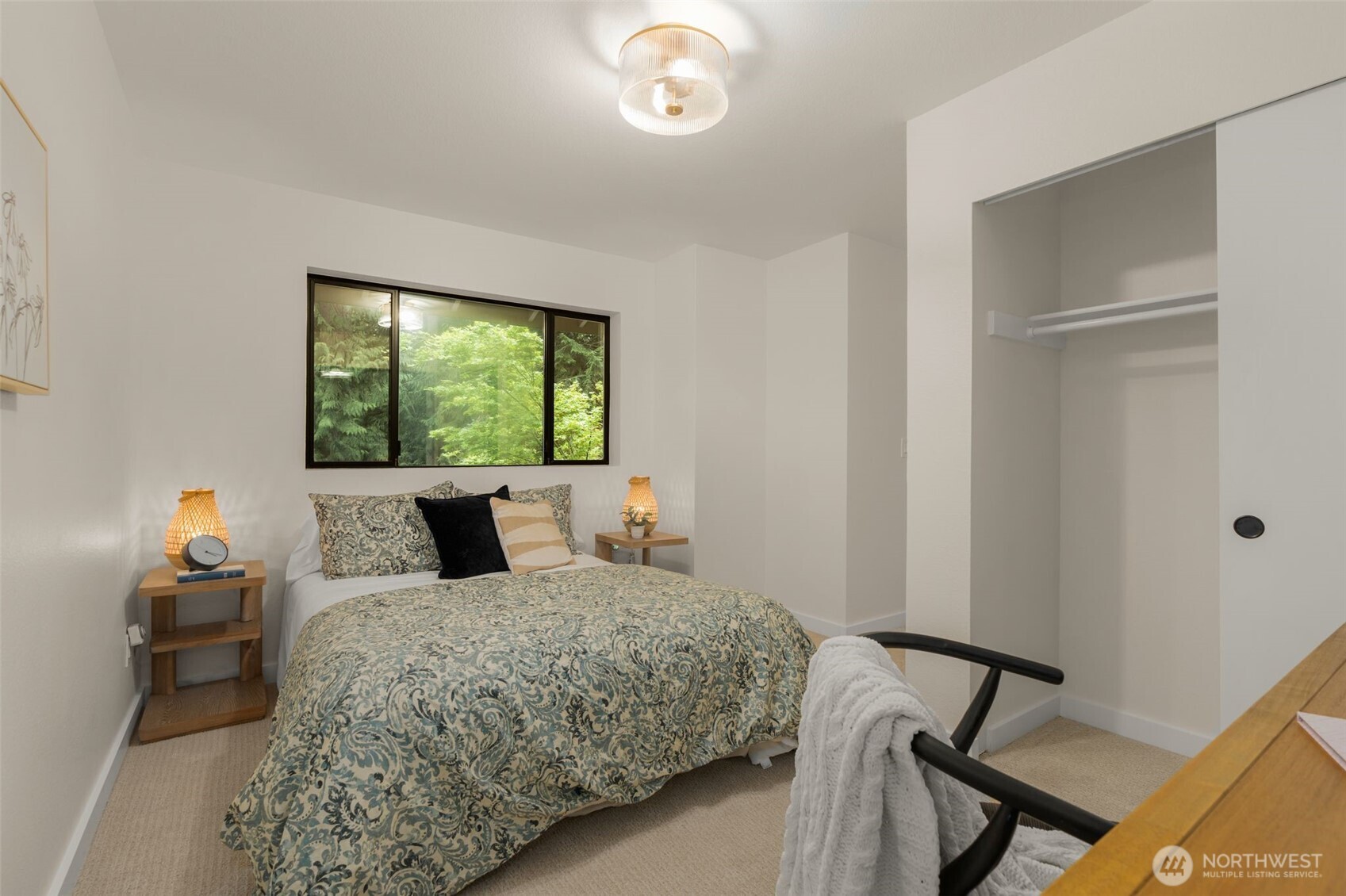 3036 E Ames Lake Drive NE