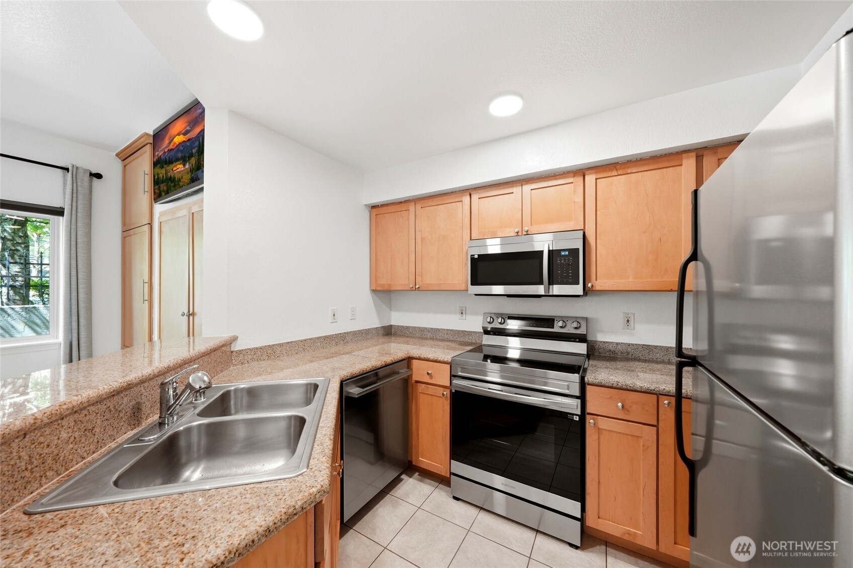 300 10th Avenue Unit: A110