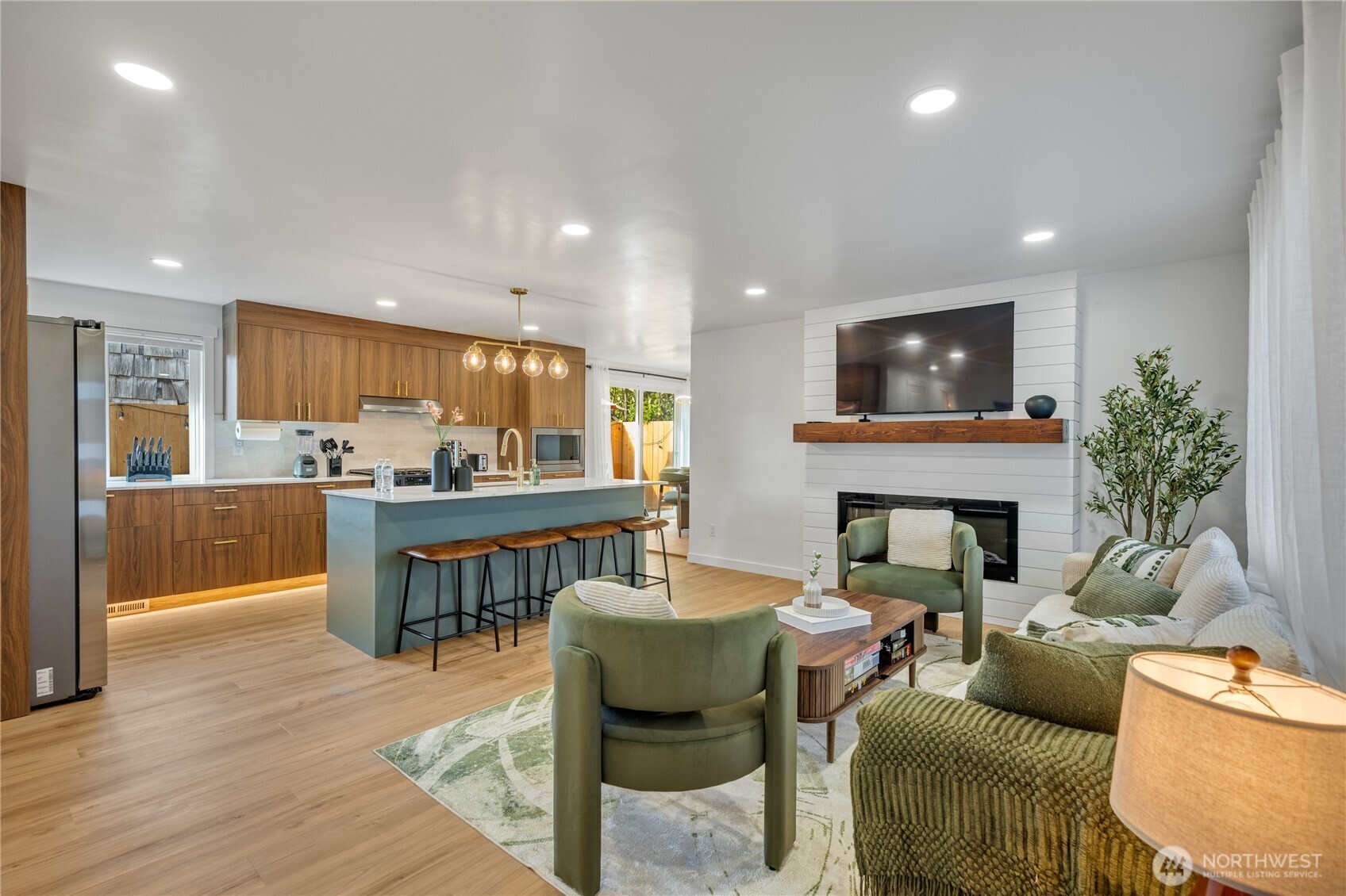 7935 13th Avenue SW Unit: 1