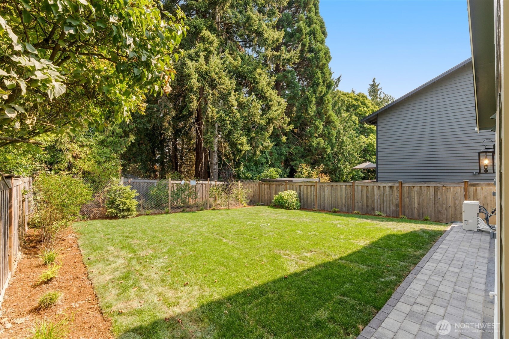 10530 Ashworth Avenue N Unit: B