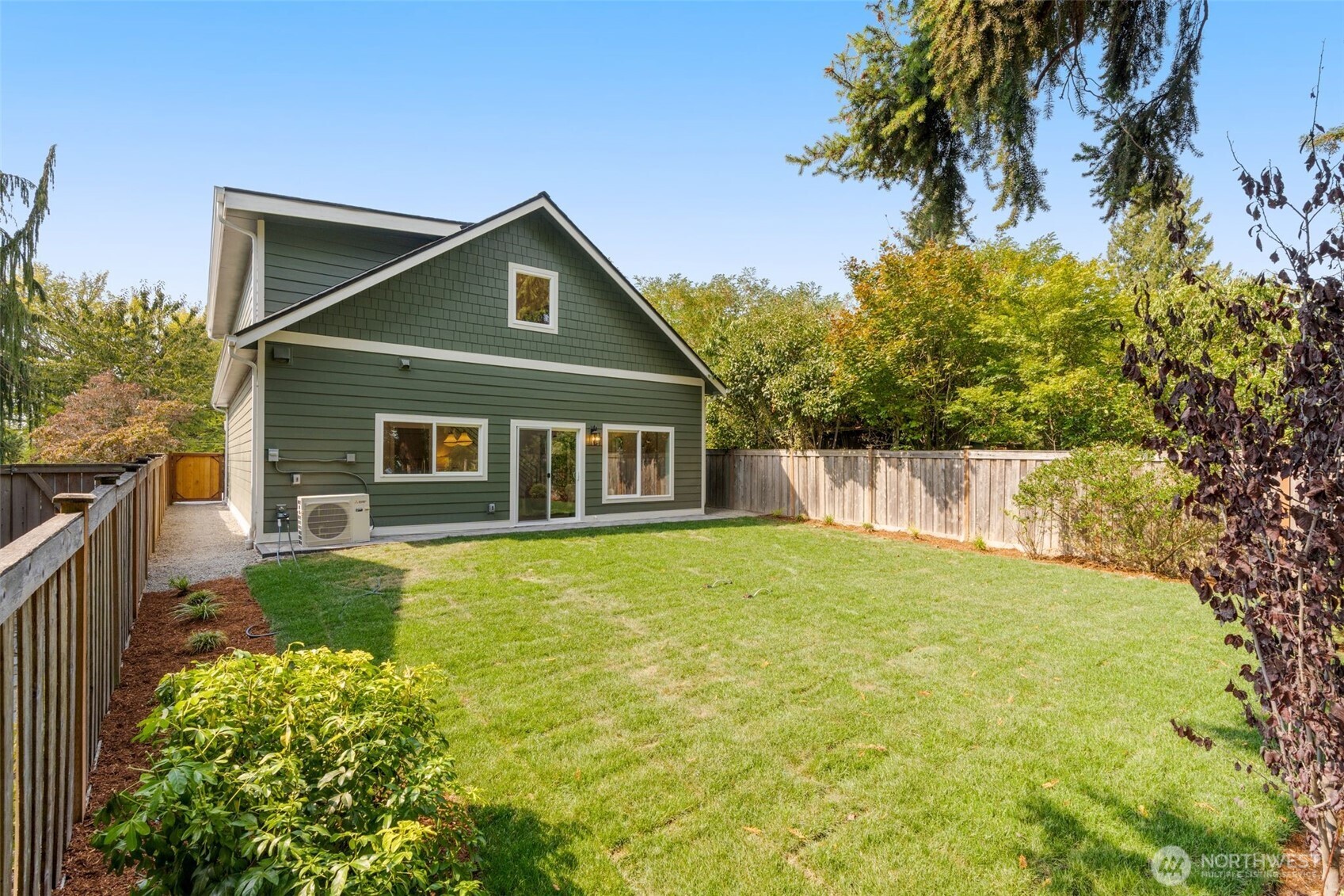 10530 Ashworth Avenue N Unit: B
