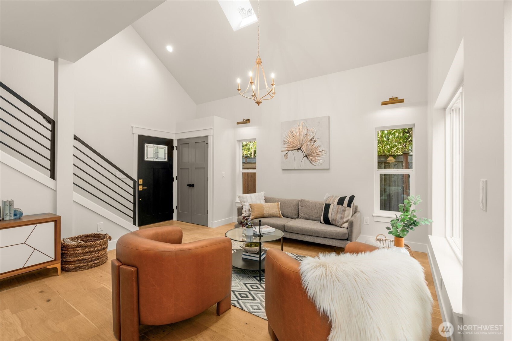10530 Ashworth Avenue N Unit: B