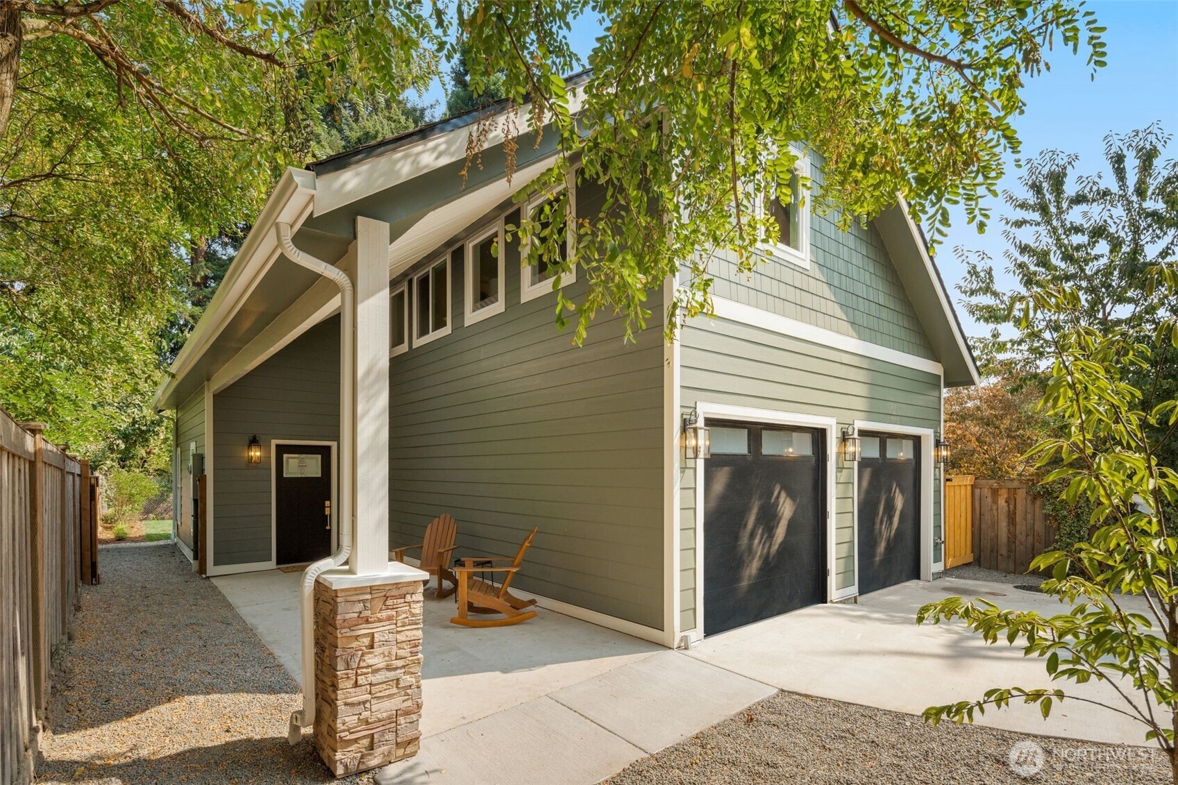 10530 Ashworth Avenue N Unit: B