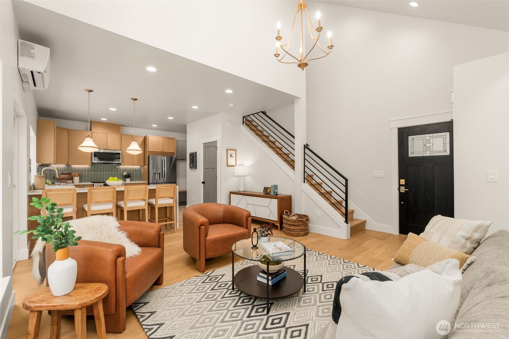10530 Ashworth Avenue N Unit: B
