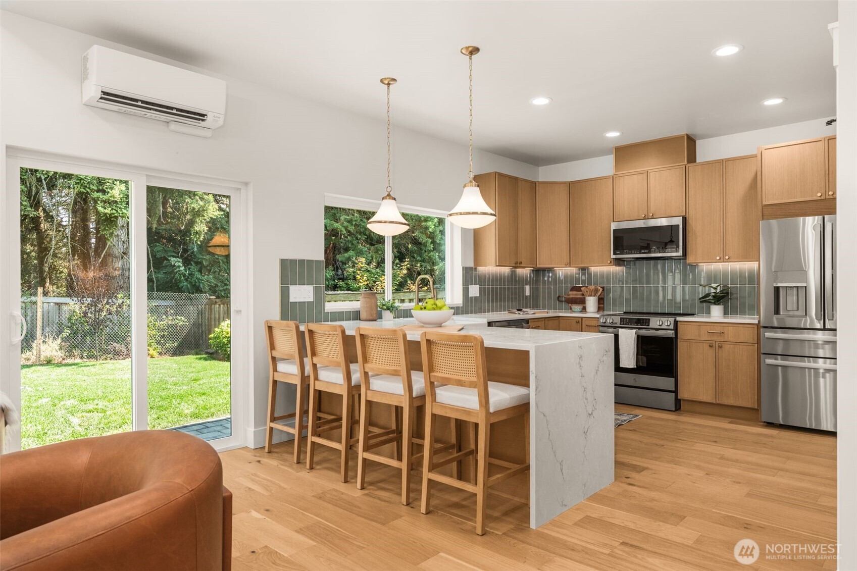 10530 Ashworth Avenue N Unit: B