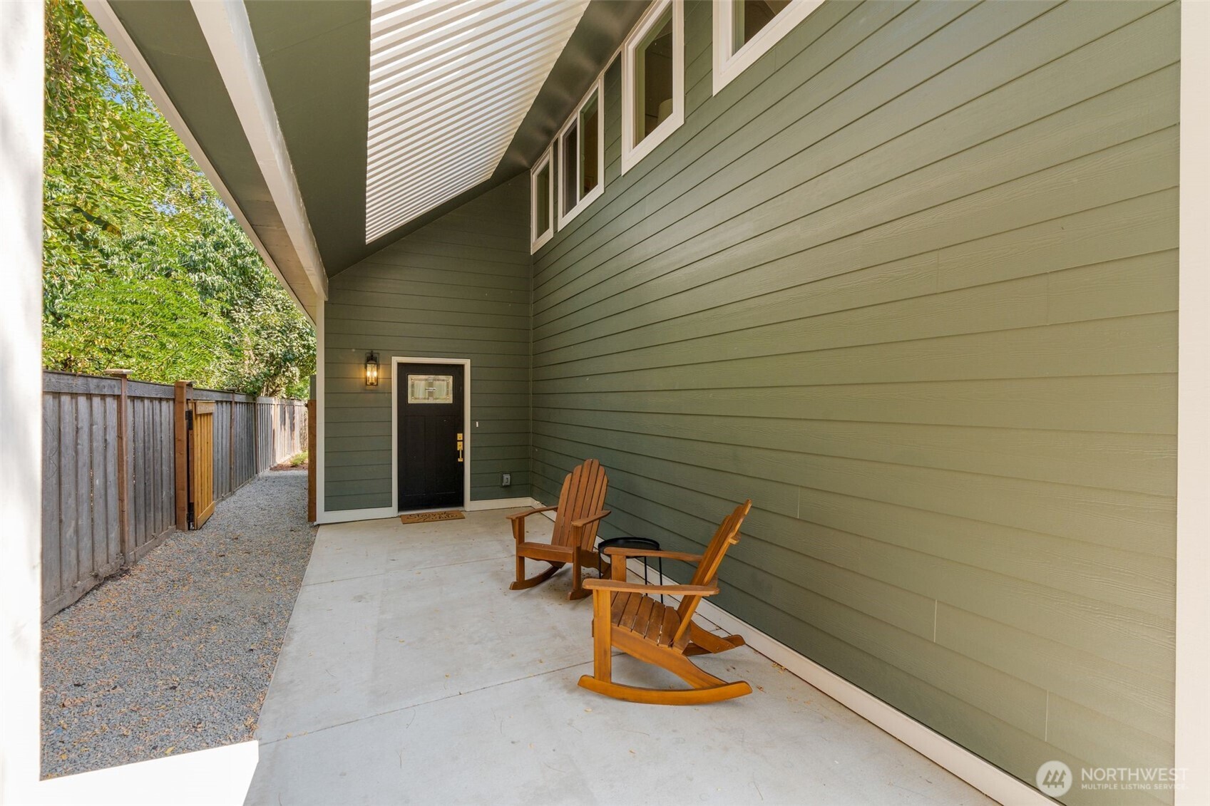 10530 Ashworth Avenue N Unit: B