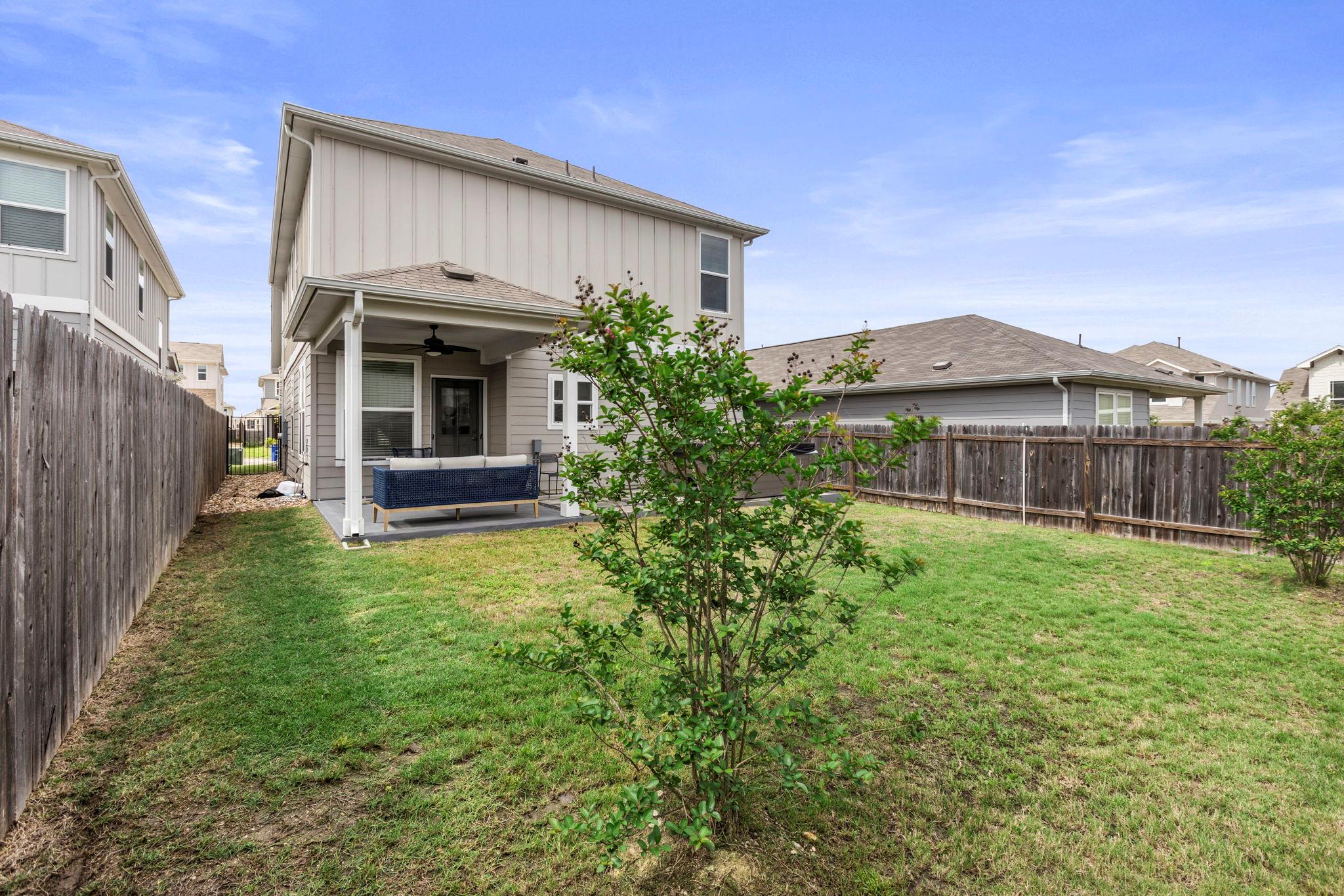 6402 Rafferty LN
