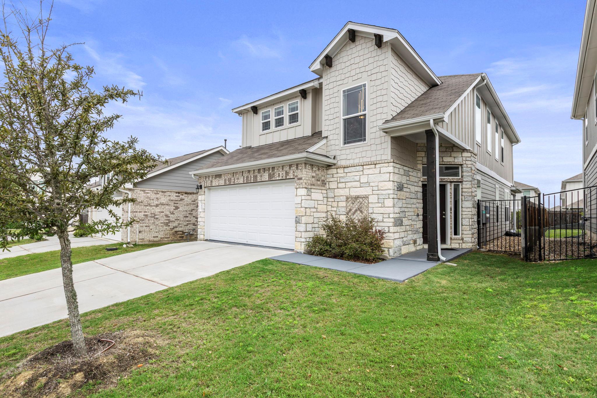 6402 Rafferty LN