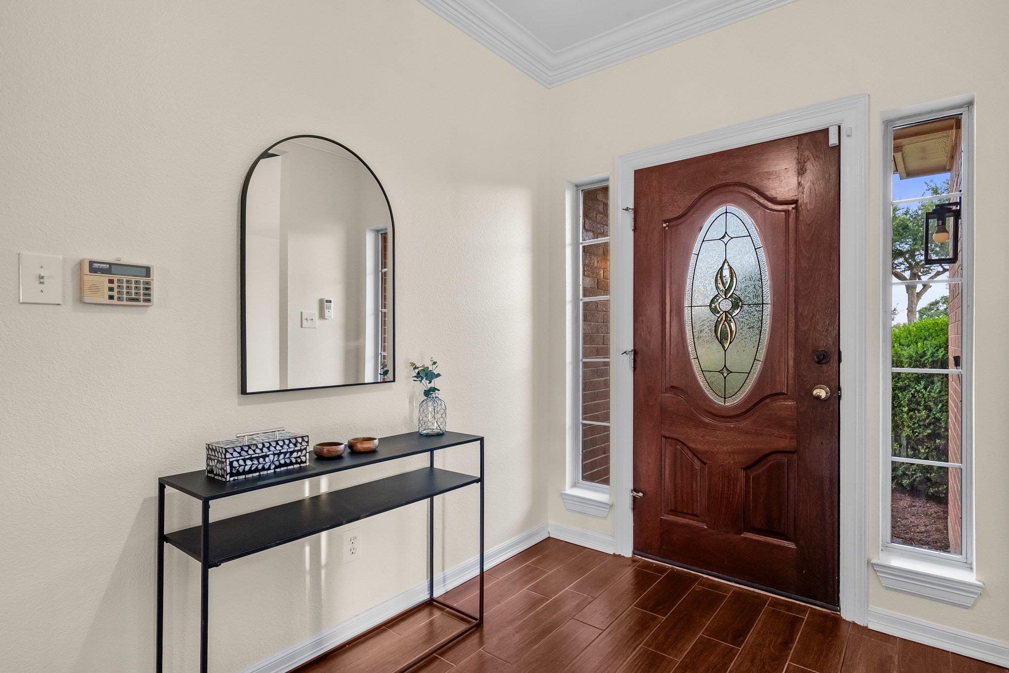 320 Woodland Oaks TRL