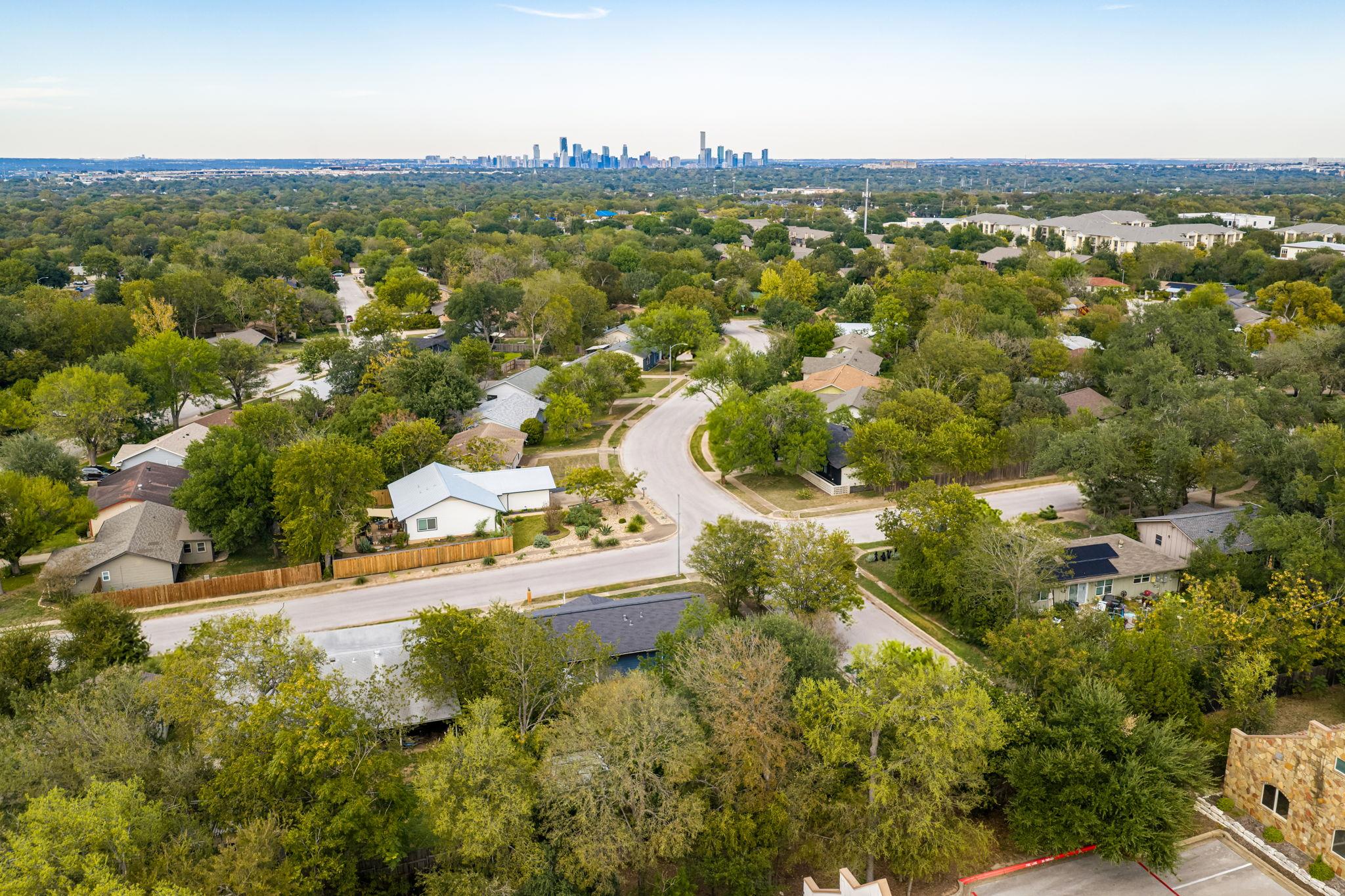 2409 Campden DR