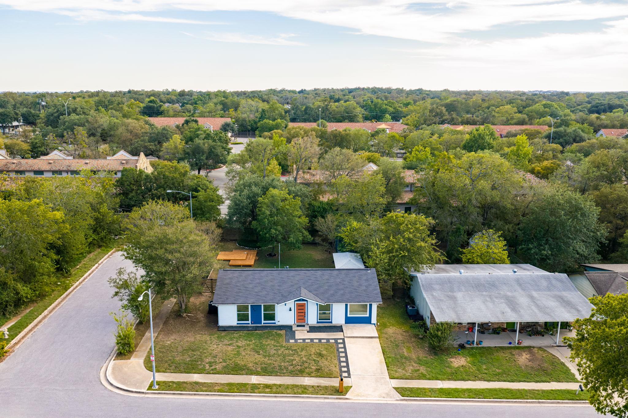 2409 Campden DR
