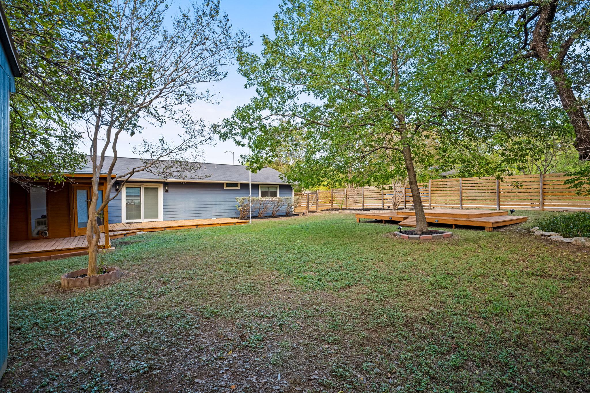 2409 Campden DR