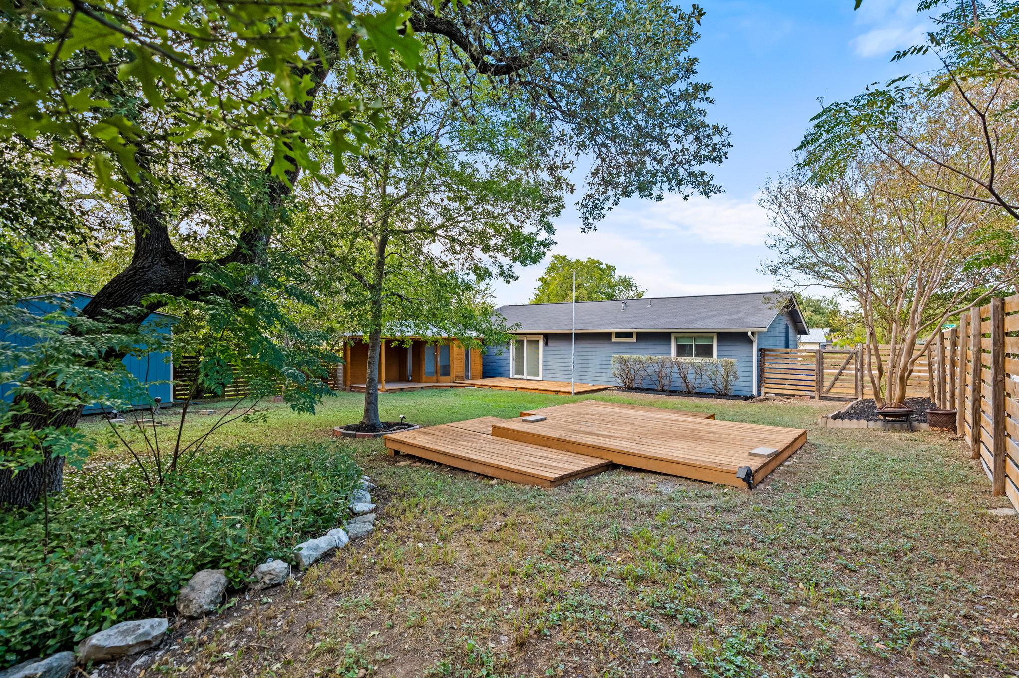 2409 Campden DR