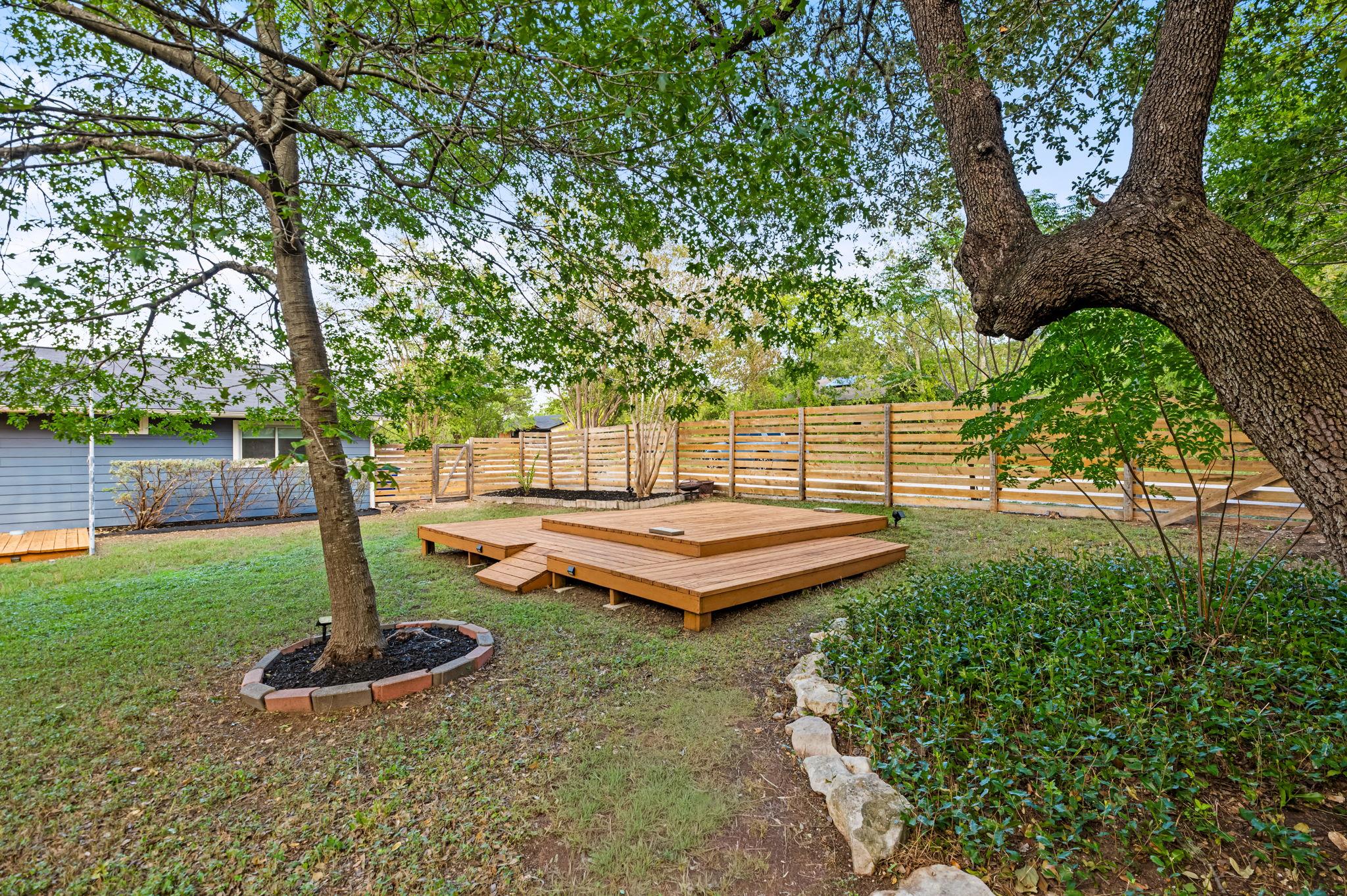 2409 Campden DR