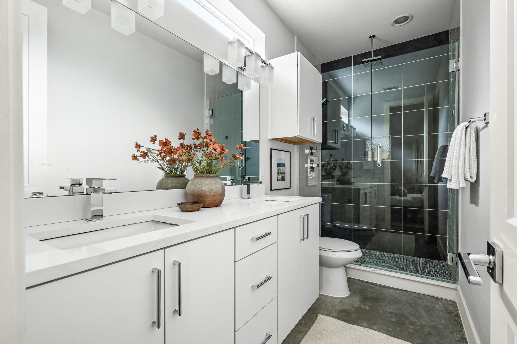 1703 Perez ST # 2