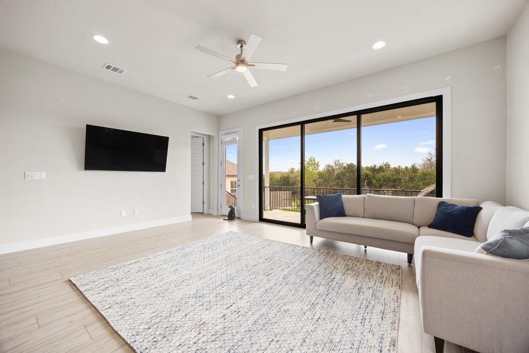 1409 COPPERFIELD WAY