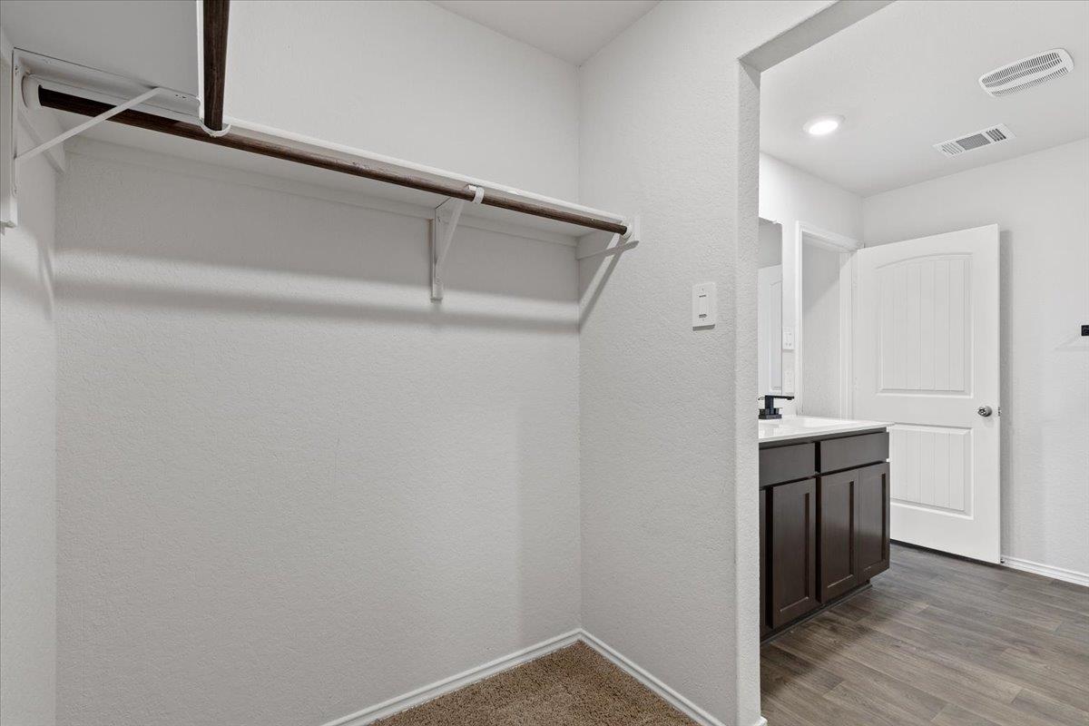 228 Skipping Stone LN