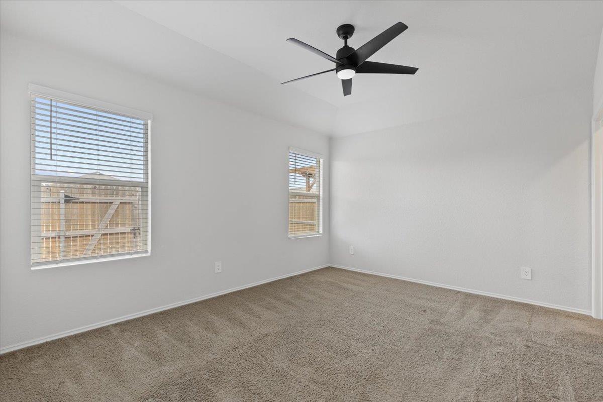 228 Skipping Stone LN