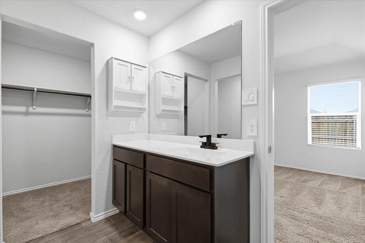 228 Skipping Stone LN