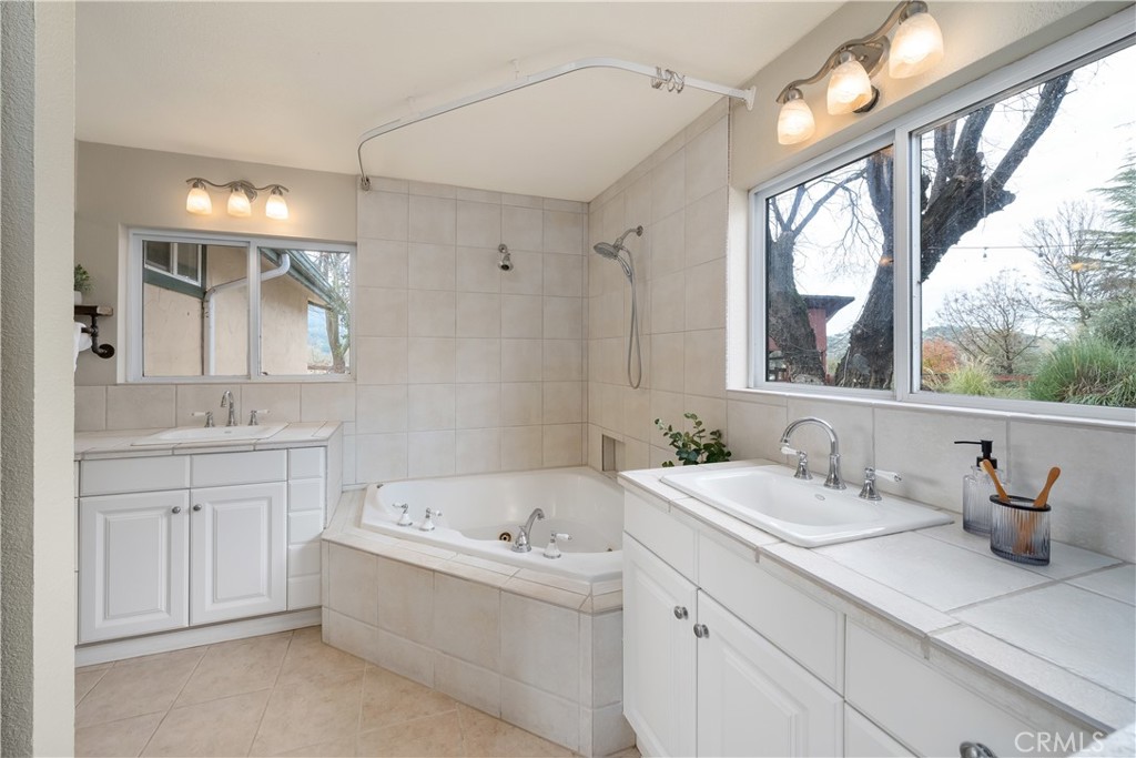 9393 Eagle Vista Way