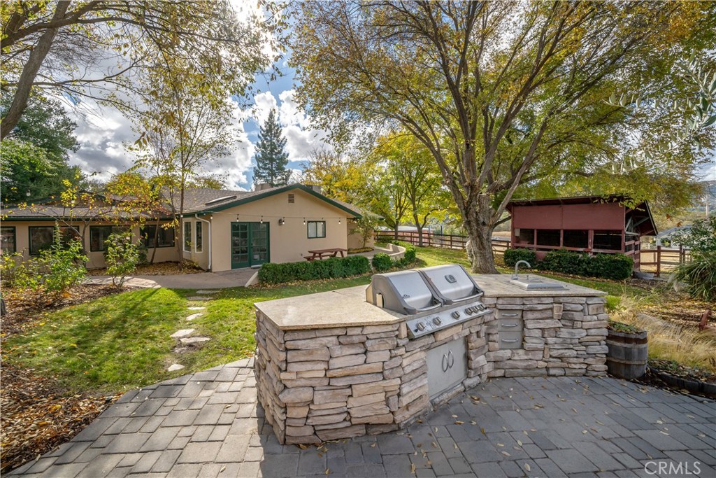 9393 Eagle Vista Way