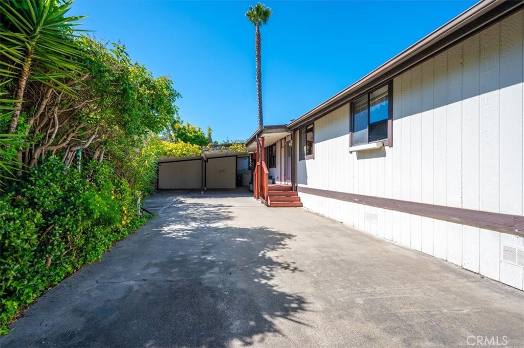 150 River View Drive