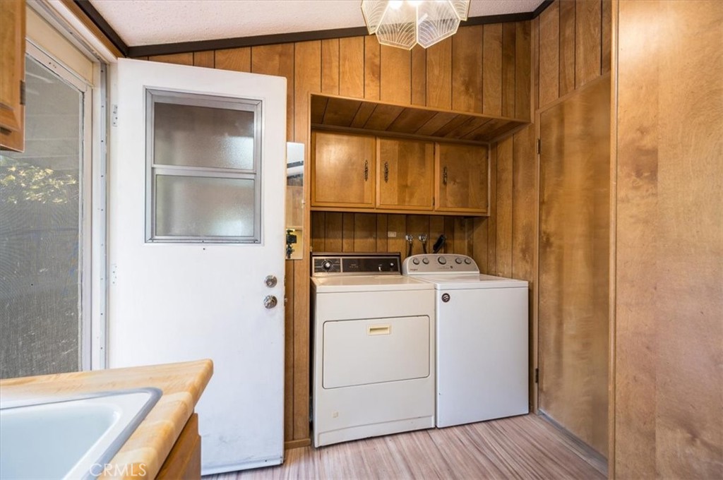 150 River View Drive