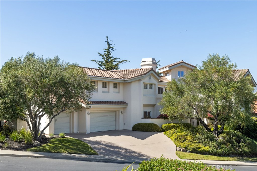 993 Las Palmas Way