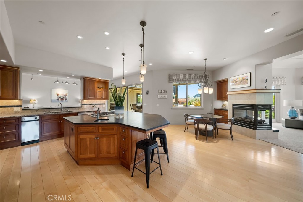 940 Pasatiempo Drive