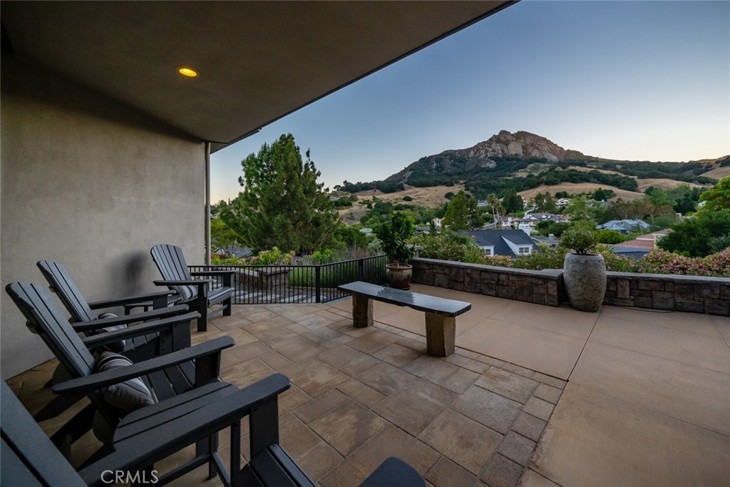 940 Pasatiempo Drive