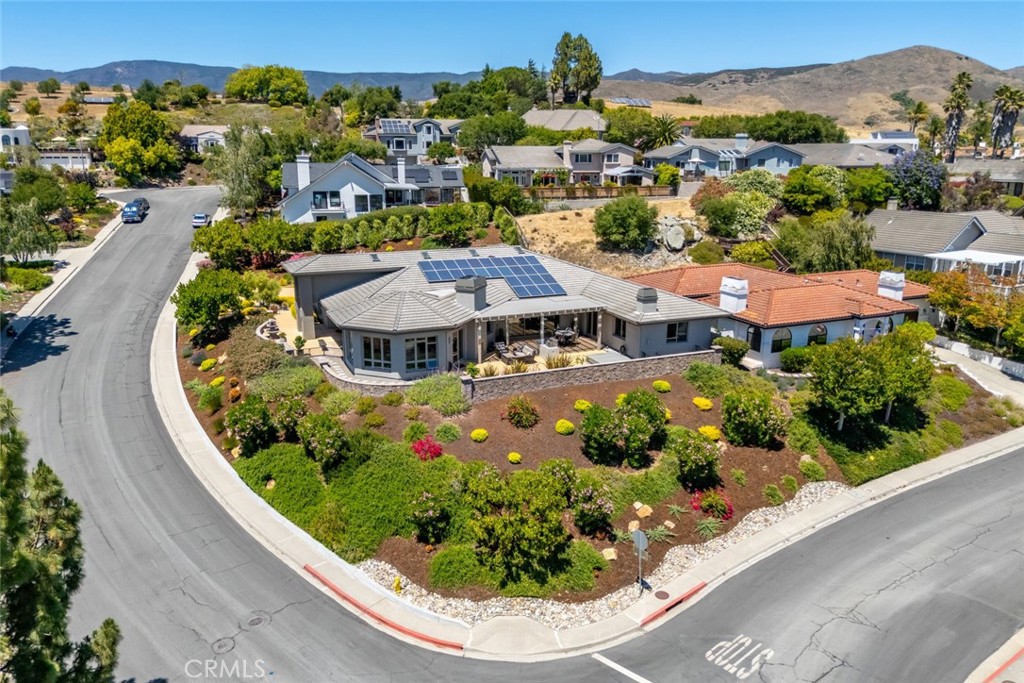 940 Pasatiempo Drive