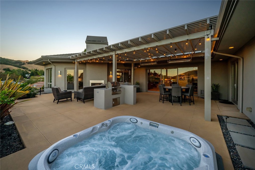 940 Pasatiempo Drive