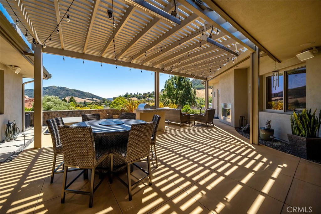 940 Pasatiempo Drive