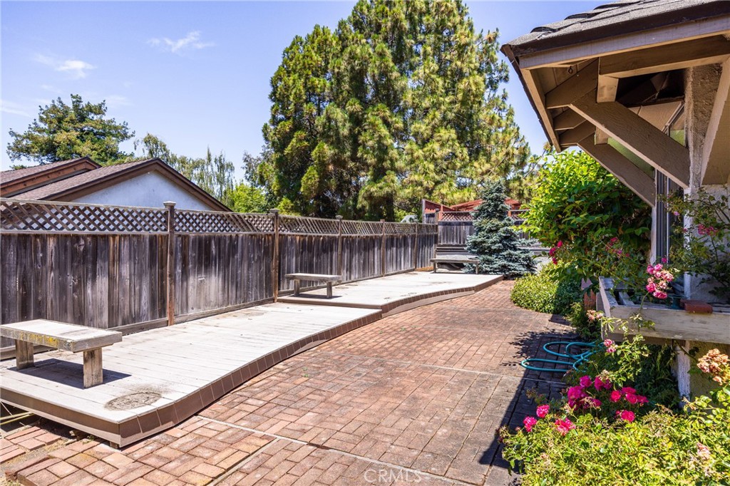 1272 Descanso Street