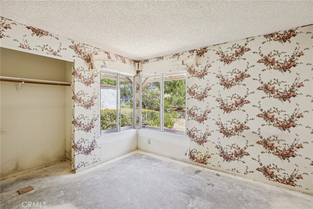 1272 Descanso Street