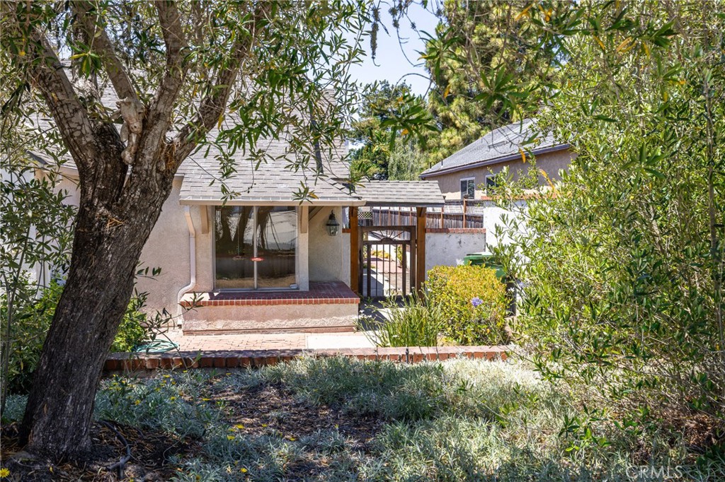 1272 Descanso Street