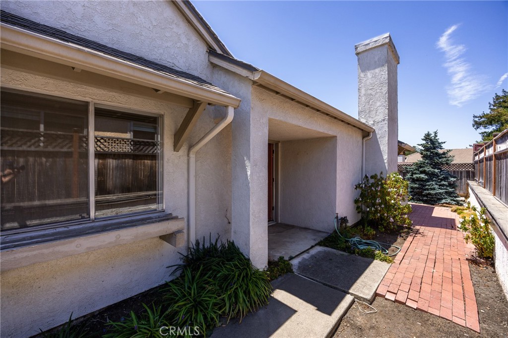 1272 Descanso Street