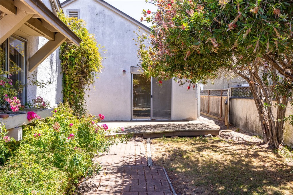 1272 Descanso Street