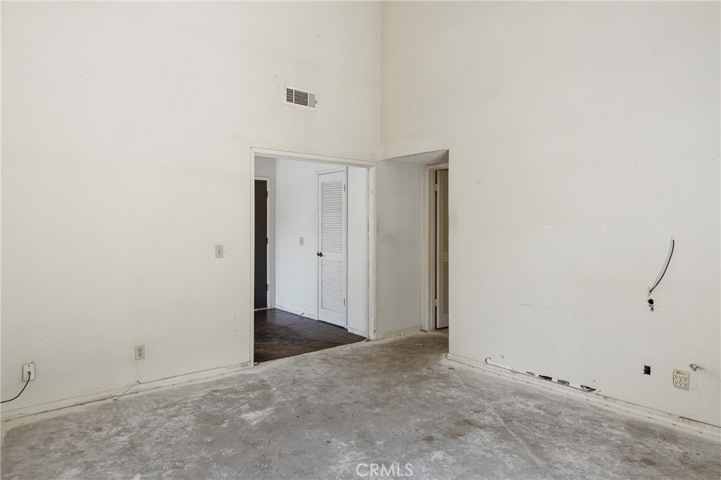 1272 Descanso Street