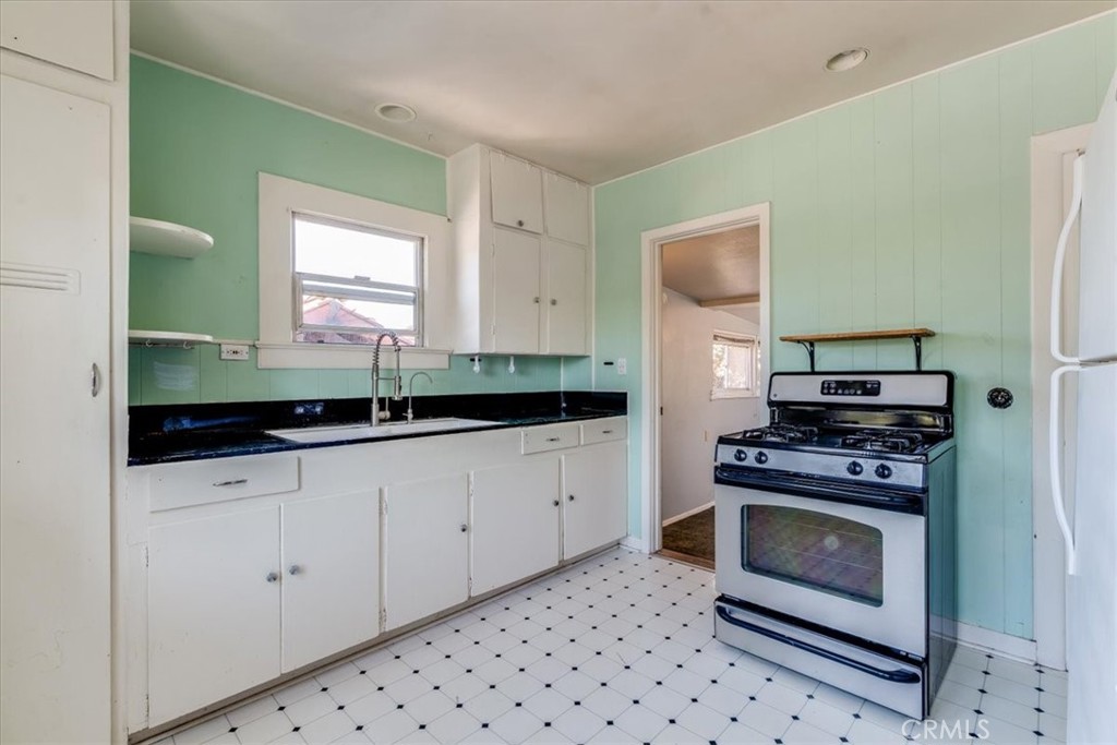 662 Osos Street