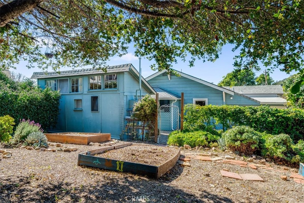 662 Osos Street
