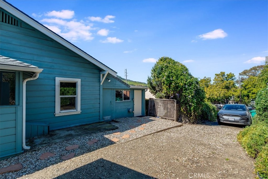 662 Osos Street