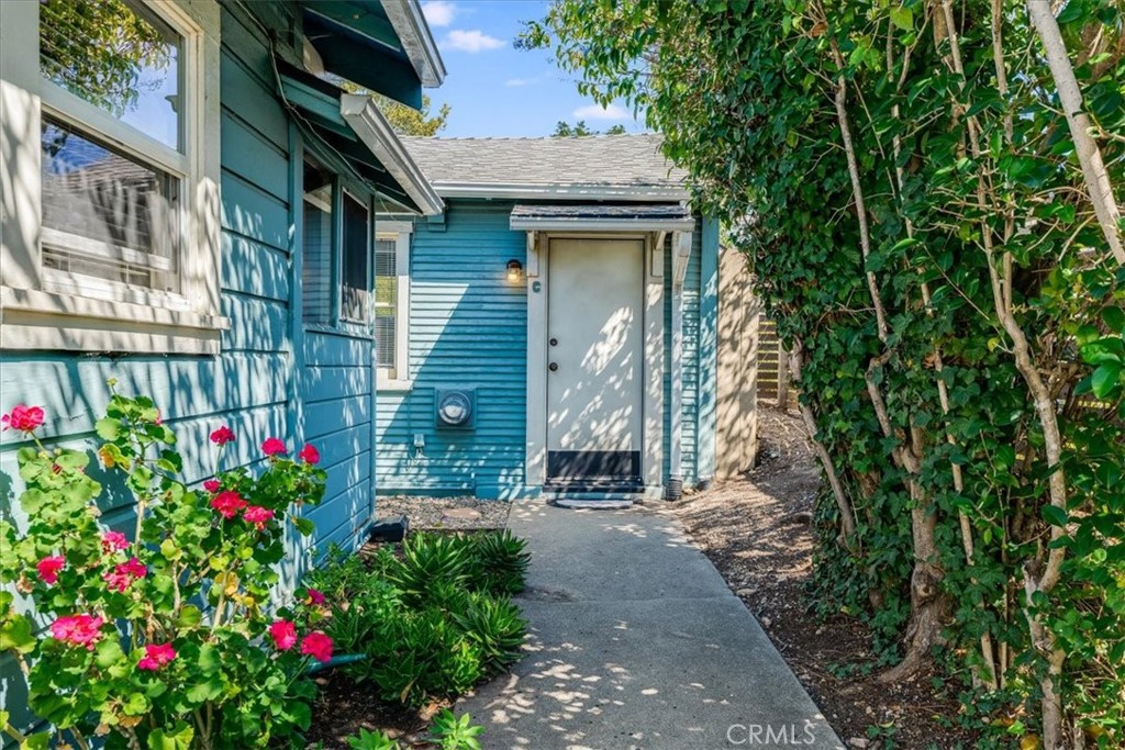 662 Osos Street