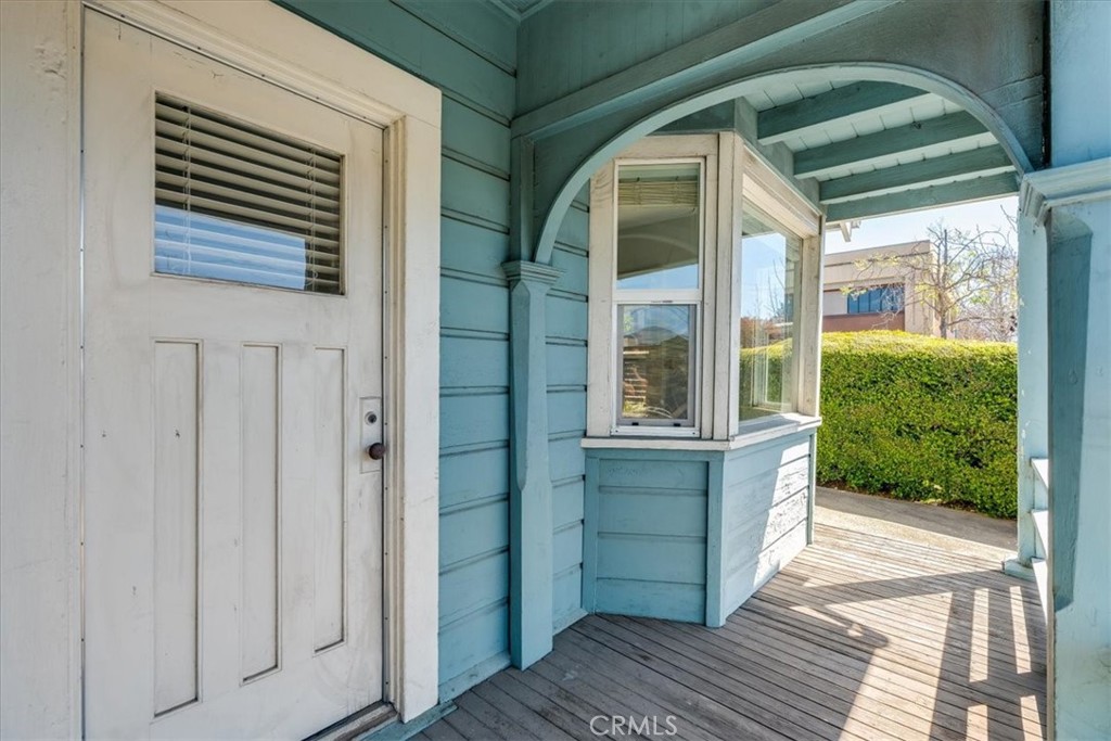 662 Osos Street