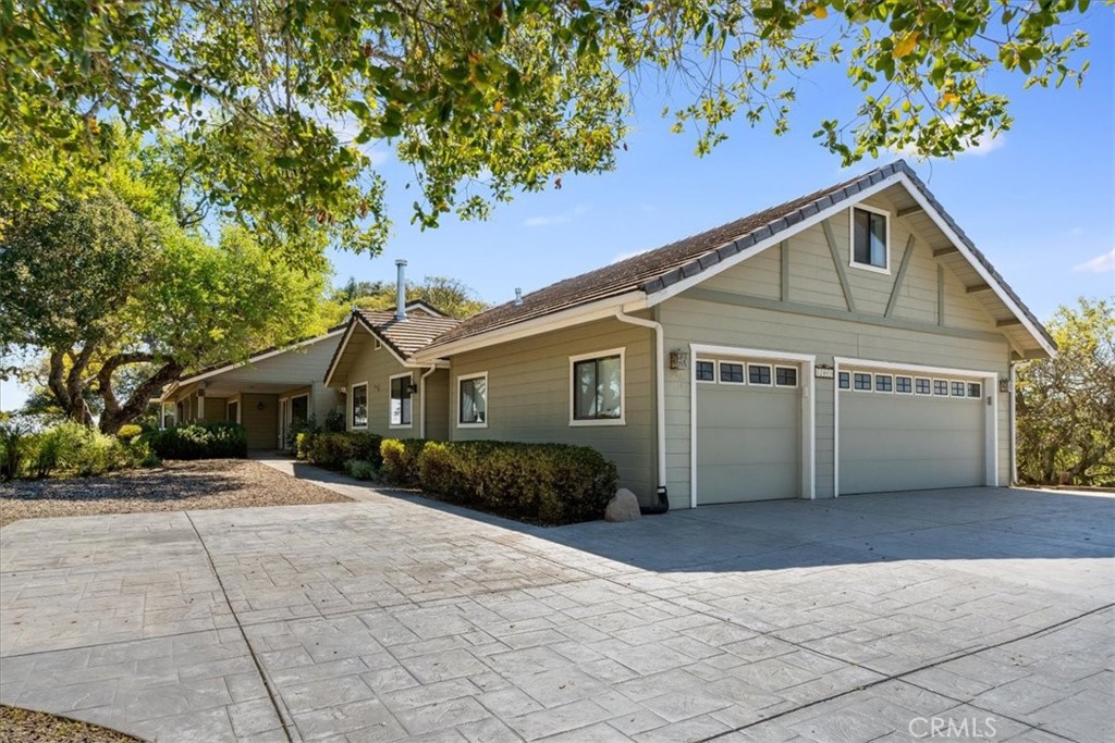 12405 Santa Ana