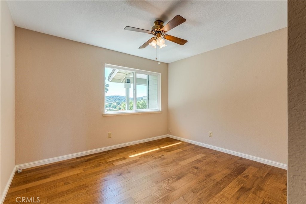 12405 Santa Ana