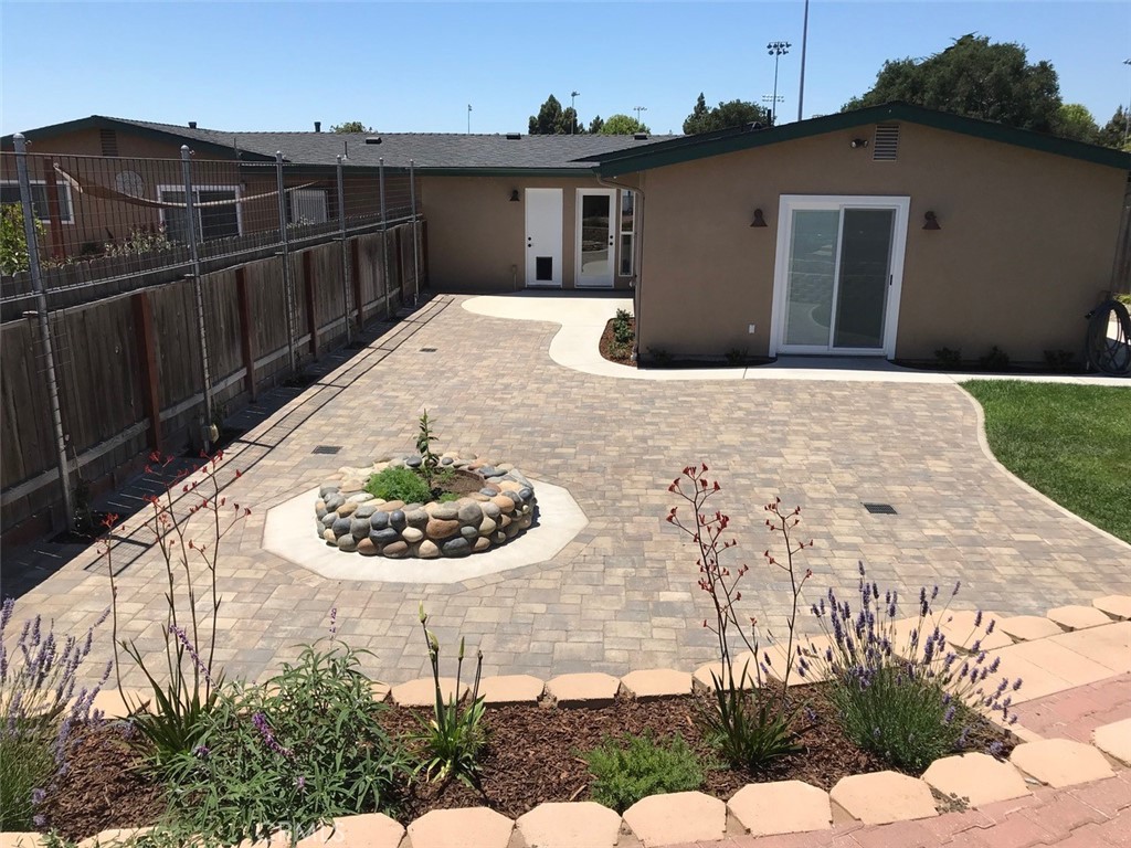 421 Golden West Place