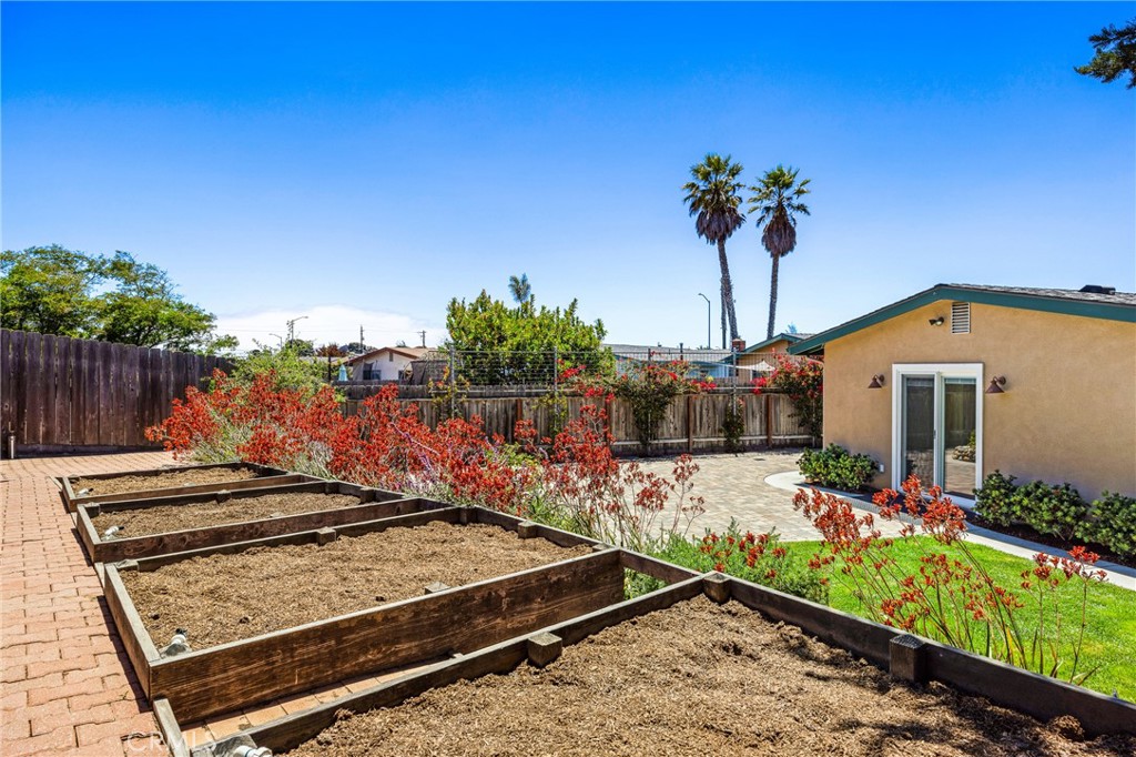 421 Golden West Place