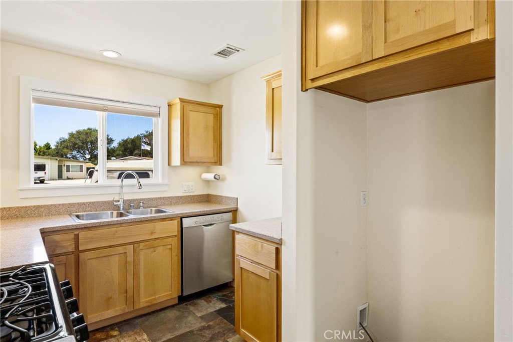 421 Golden West Place
